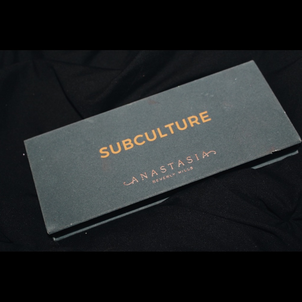 Subculture Eyeshadow Pallete